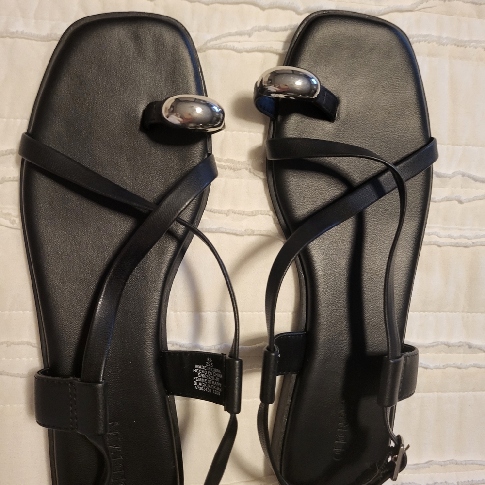 Old Navy Black Women's Sandals with Silver Accents